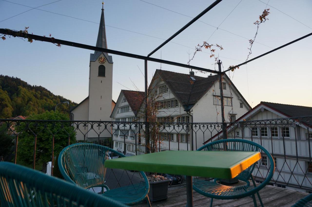 罗斯里施维尔布伦住宿加早餐旅馆 Schwellbrunn 外观 照片